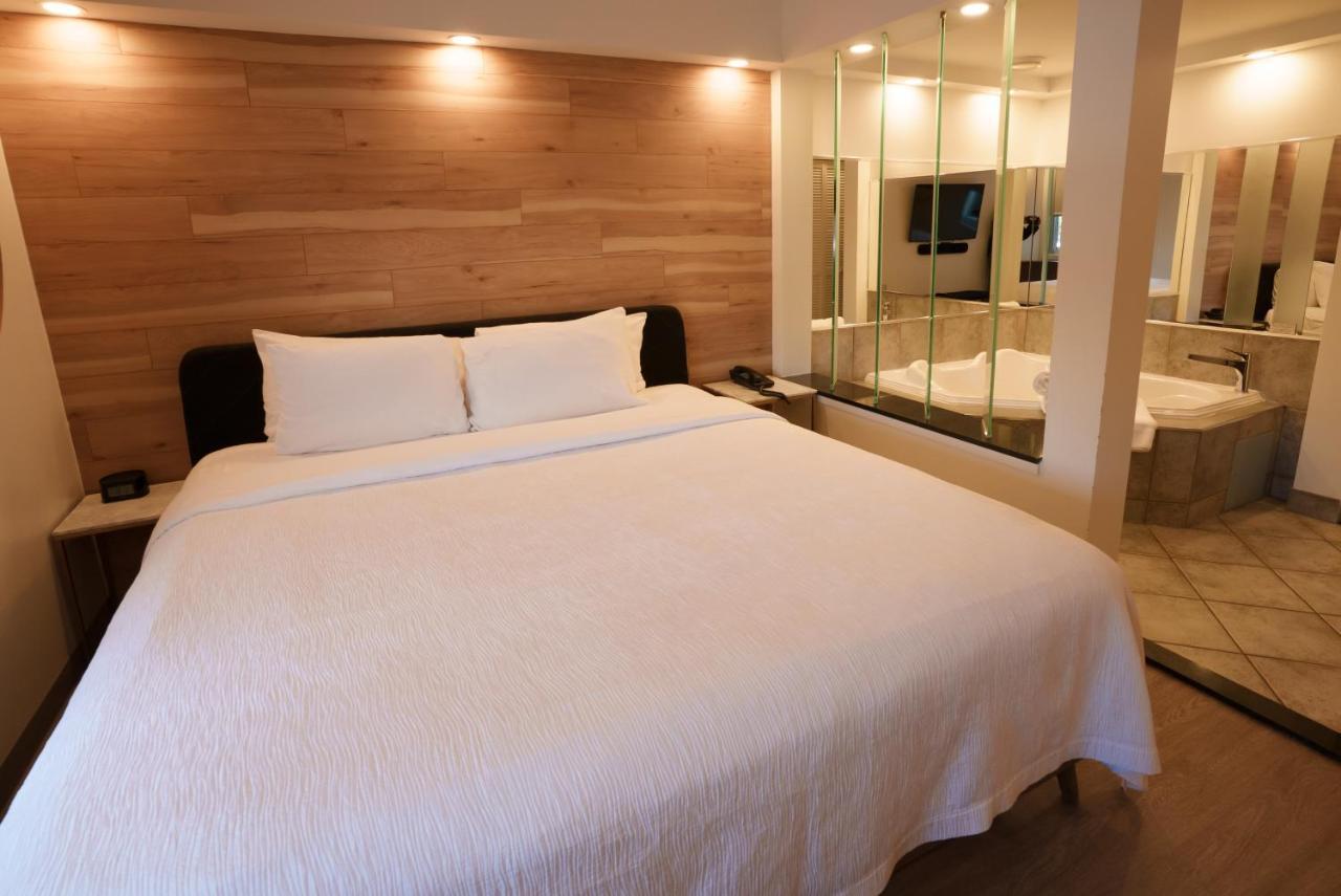 Hotel Le Rivage Rosemère エクステリア 写真