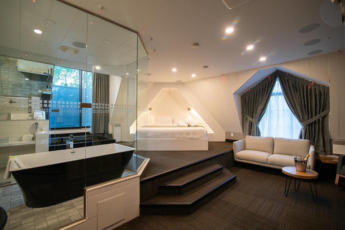 Hotel Le Rivage Rosemère エクステリア 写真