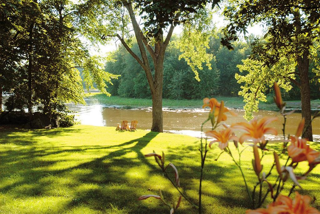 Hotel Le Rivage Rosemère エクステリア 写真